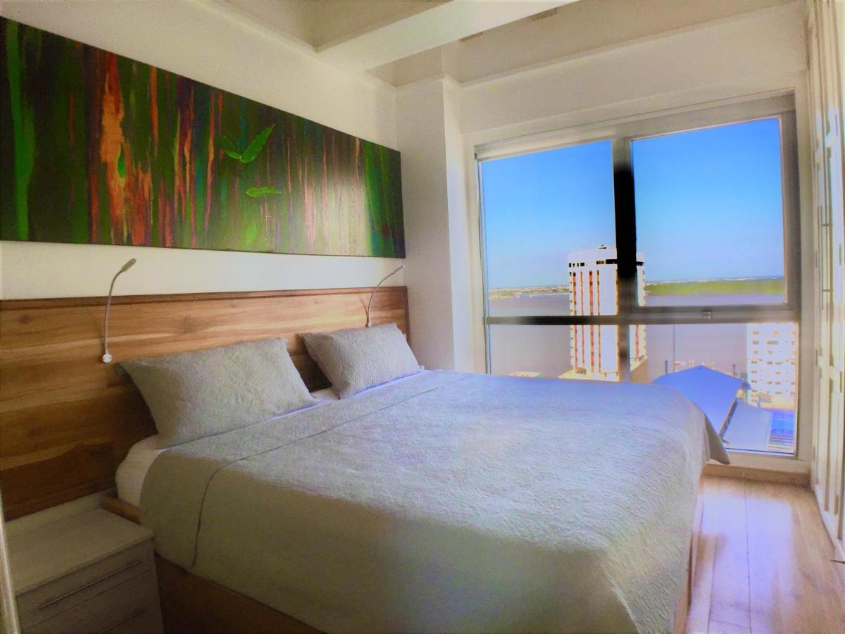 Luxury Apartment Heart Of Гуаякуил Екстериор снимка