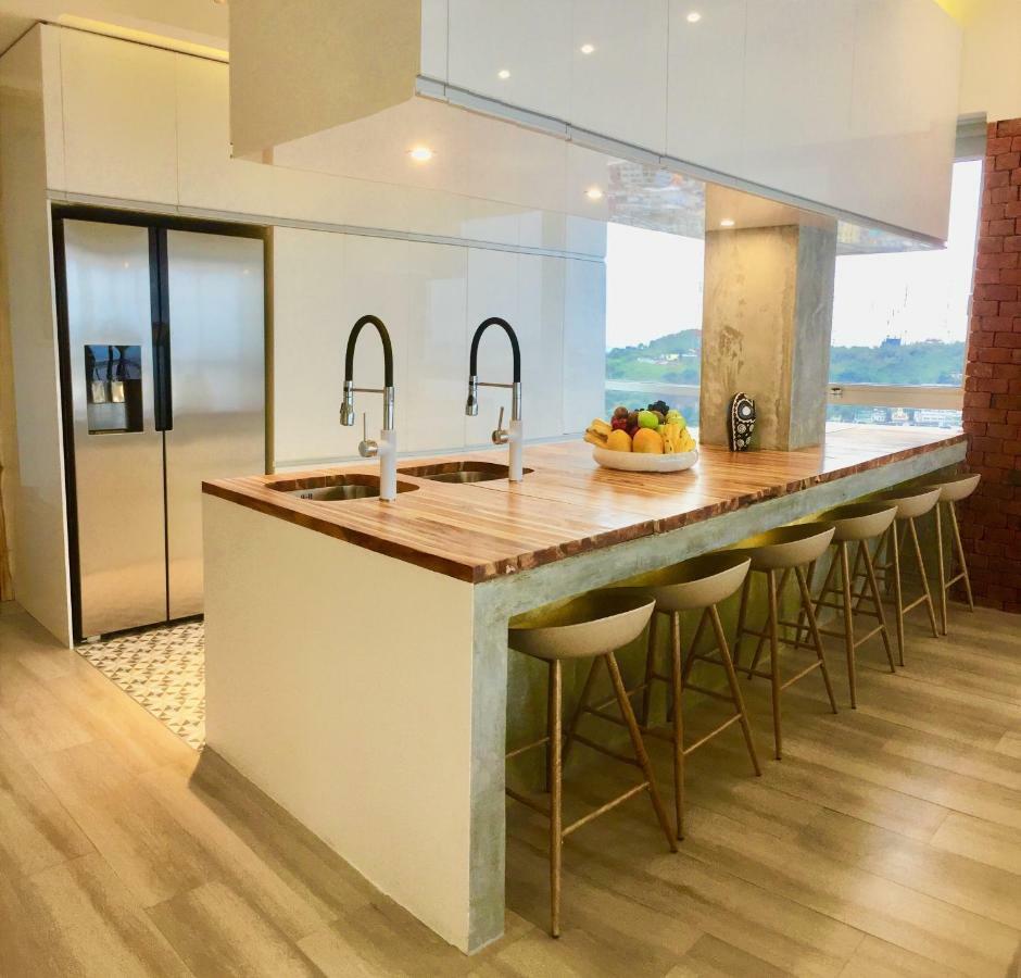 Luxury Apartment Heart Of Гуаякуил Екстериор снимка